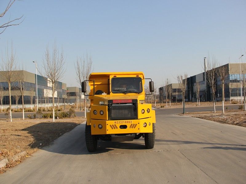 山東昌松30噸礦用運(yùn)輸車